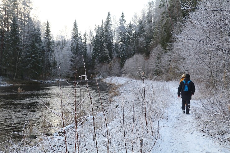 Travelnews.lv noiet 13 km gar Brasas upi un apmeklē Varšavu iezi 296111