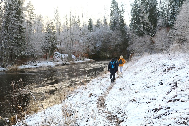 Travelnews.lv noiet 13 km gar Brasas upi un apmeklē Varšavu iezi 296113