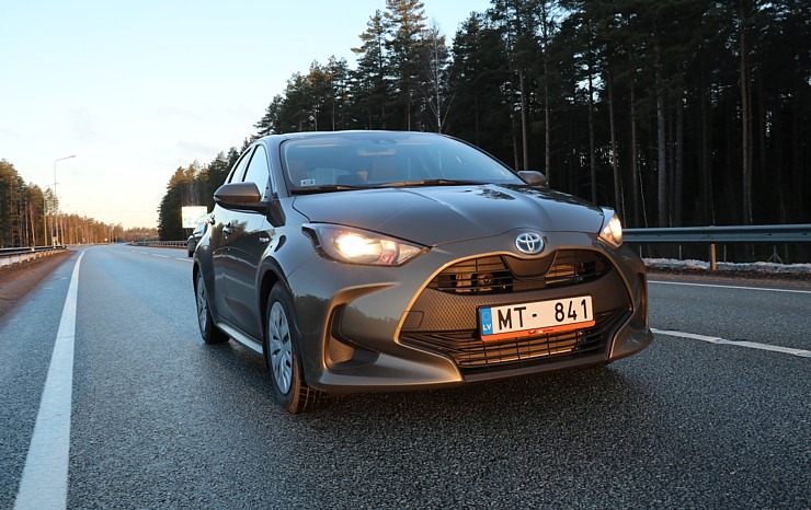 Travelnews.lv sadarbībā ar auto nomu «Sixt Latvija» apceļo Latviju ar jauno «Toyota Yaris Hybrid» Travelnews.lv sadarbībā ar auto nomu «Sixt Latvija» apceļo Latviju ar jauno «Toyota Yaris Hybrid» 298109