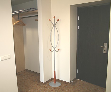 Atsevišķa istaba drēbēm 16087