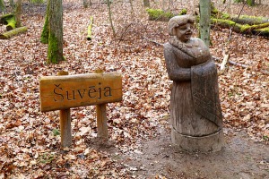 Travelnews.lv dodas 27 km pārgājienā Skrīveru novadā - 800 m garā Sūnu taka 22