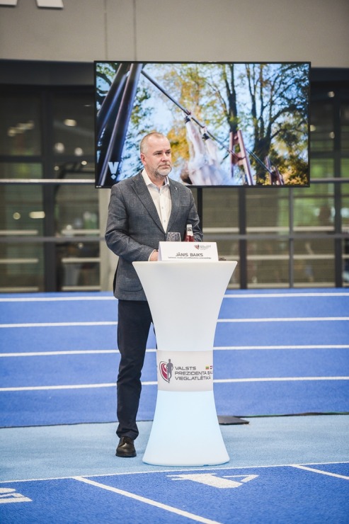 Preses konferencē informē par Valsts prezidenta balvu vieglatlētikā 305424