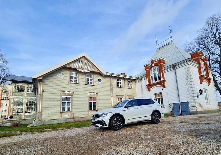 Ceļojam ar septiņvietīgo «VW Tiguan Allspace R-Line» uz Kuldīgas viesnīcu «Boutique Hotel Virkas Muiža» 314218
