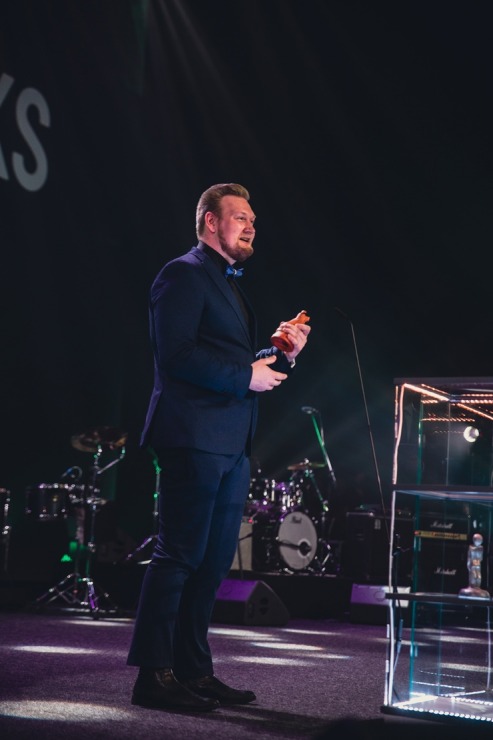 Latgaliešu kultūras gada balva «Boņuks 2021» tiek pasniegta Latgales vēstniecībā «GORS». Foto: Dagnija Bernāne Latgaliešu kultūras gada balva «Boņuks 2021» tiek pasniegta Latgales vēstniecībā «GORS». Foto: Dagnija Bernāne 314636