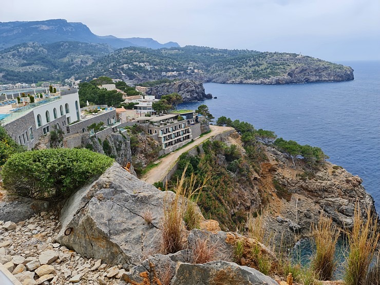 Travelnews.lv iepazīst un pusdieno Maļorkas labākajā viesnīcā «Jumeirah Port Soller Hotel & Spa». Sadarbībā ar Latvijas tūrisma firmu «Atlantic Travel Travelnews.lv iepazīst un pusdieno Maļorkas labākajā viesnīcā «Jumeirah Port Soller Hotel & Spa». Sadarbībā ar Latvijas tūrisma firmu «Atlantic Travel 318089