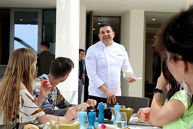 Travelnews.lv iepazīst un pusdieno Maļorkas labākajā viesnīcā «Jumeirah Port Soller Hotel & Spa». Sadarbībā ar Latvijas tūrisma firmu «Atlantic Travel Travelnews.lv iepazīst un pusdieno Maļorkas labākajā viesnīcā «Jumeirah Port Soller Hotel & Spa». Sadarbībā ar Latvijas tūrisma firmu «Atlantic Travel 318093