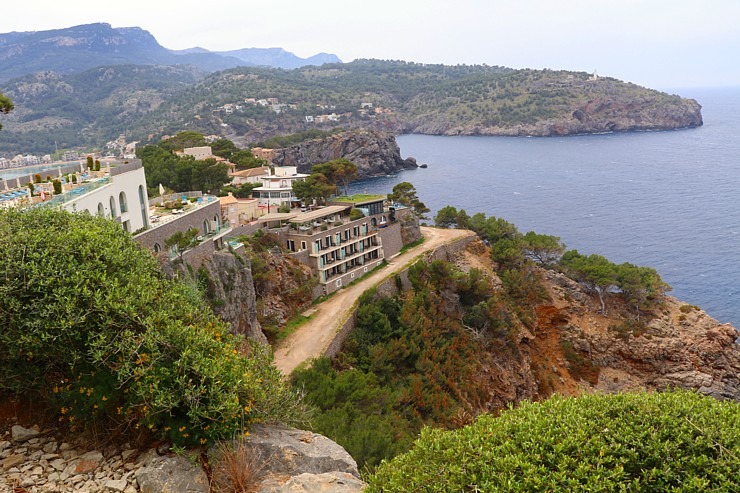 Travelnews.lv iepazīst un pusdieno Maļorkas labākajā viesnīcā «Jumeirah Port Soller Hotel & Spa». Sadarbībā ar Latvijas tūrisma firmu «Atlantic Travel Travelnews.lv iepazīst un pusdieno Maļorkas labākajā viesnīcā «Jumeirah Port Soller Hotel & Spa». Sadarbībā ar Latvijas tūrisma firmu «Atlantic Travel 318105
