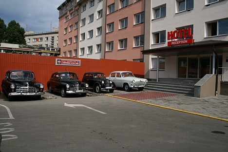 Viesnīca Tomo atrodas Rīgā, Raunas sielā 44 17039