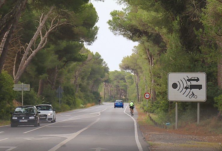 Travelnews.lv iepazīst Maļorkas kvalitatīvo ceļu infrastruktūru un burvīgos dabas skatus ceļojuma laikā. Sadarbība ar Latvijas tūrisma firmu. «Atlanti 318523