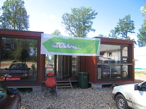 2007.gada 5.septembrī Cēsu rajona Drabešu pagastā oficiāli tika atklāts Ozolkalna Piedzīvojumu parks 2007.gada 5.septembrī Cēsu rajona Drabešu pagastā oficiāli tika atklāts Ozolkalna Piedzīvojumu parks 17137