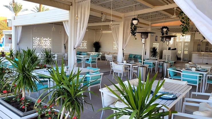 Travelnews.lv sadarbībā ar «Tez Tour Latvia» dzīvojas Hurgadas viesnīcā «Sunrise Mamlouk Palace Resort» Travelnews.lv sadarbībā ar «Tez Tour Latvia» dzīvojas Hurgadas viesnīcā «Sunrise Mamlouk Palace Resort» 334352