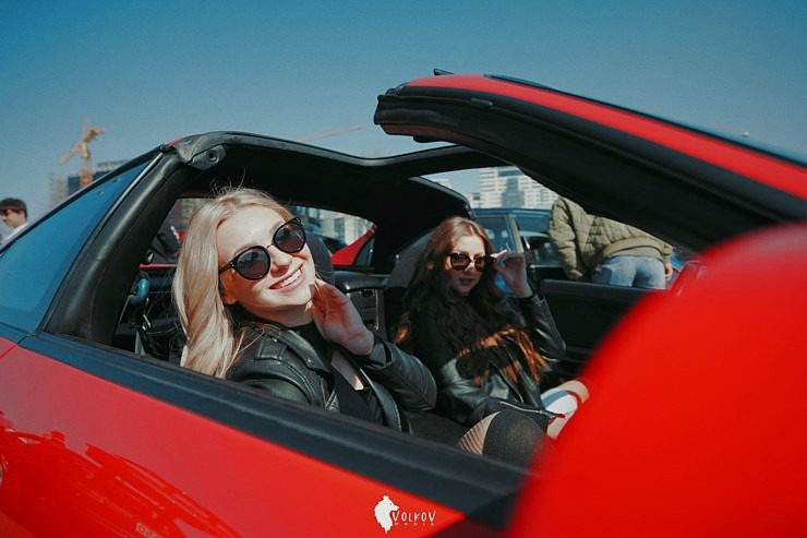 Japāņu automašīnu saietā «Japfest Riga» pulcējas 250 spēkratu īpašnieki no Baltijas. Foto: Sergejs Volkovs Japāņu automašīnu saietā «Japfest Riga» pulcējas 250 spēkratu īpašnieki no Baltijas. Foto: Sergejs Volkovs 335486