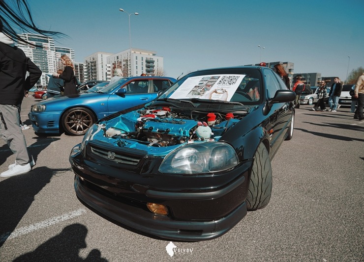 Japāņu automašīnu saietā «Japfest Riga» pulcējas 250 spēkratu īpašnieki no Baltijas. Foto: Sergejs Volkovs Japāņu automašīnu saietā «Japfest Riga» pulcējas 250 spēkratu īpašnieki no Baltijas. Foto: Sergejs Volkovs 335502
