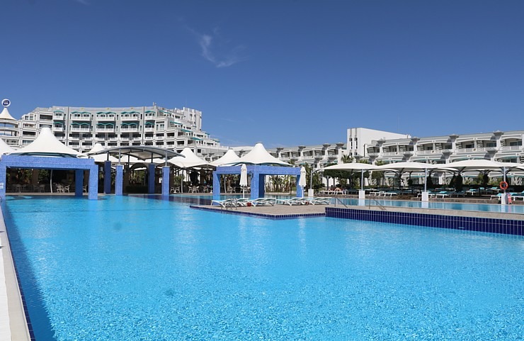 Travelnews.lv iepazīst ļoti skaistu Ziemeļkipras viesnīcu «Limak Cyprus Deluxe Hotel». Sadarbībā ar Puzzle Travel Travelnews.lv iepazīst ļoti skaistu Ziemeļkipras viesnīcu «Limak Cyprus Deluxe Hotel». Sadarbībā ar Puzzle Travel 337248