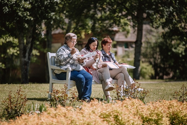 Lūznavas muižā pulcējas Latgales tūrisma profesionāļi uz semināru «Esi i dori». Foto: Dagnija Bernāne 337362