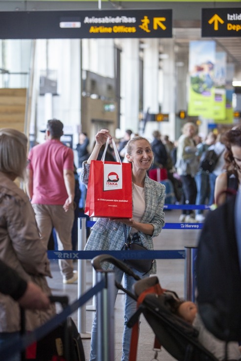 «ITAKA Latvija» sadarbībā ar «Buzz Airlines» uzsāka lidojumus no Rīgas uz Kavalu un Tirānu. Foto: ITAKA Latvija «ITAKA Latvija» sadarbībā ar «Buzz Airlines» uzsāka lidojumus no Rīgas uz Kavalu un Tirānu. Foto: ITAKA Latvija 337409