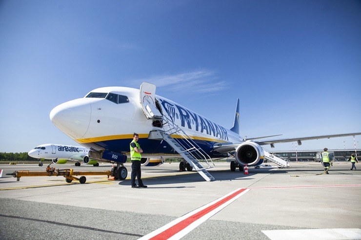 «ITAKA Latvija» sadarbībā ar «Buzz Airlines» uzsāka lidojumus no Rīgas uz Kavalu un Tirānu. Foto: ITAKA Latvija «ITAKA Latvija» sadarbībā ar «Buzz Airlines» uzsāka lidojumus no Rīgas uz Kavalu un Tirānu. Foto: ITAKA Latvija 337410