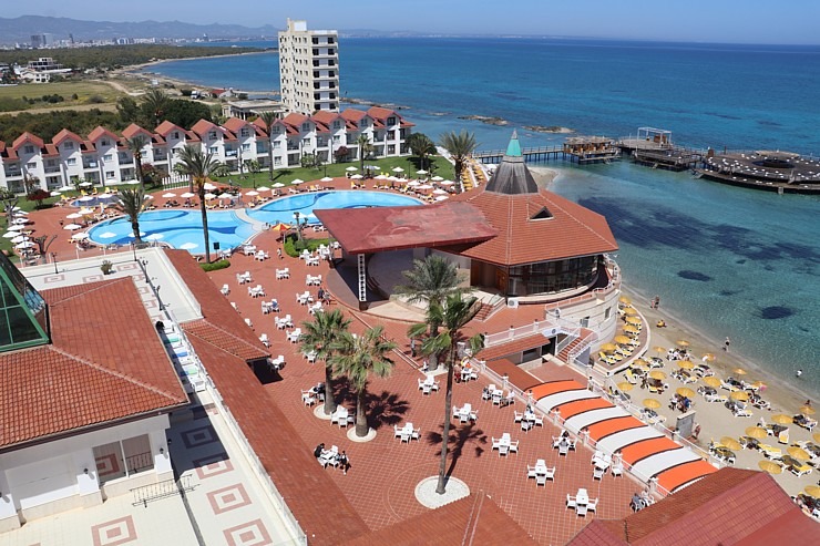 Travelnews.lv sadarbībā ar «Puzzle Travel» iepazīst Ziemeļkipras viesnīcu «Salamis Bay Conti Hotel» Travelnews.lv sadarbībā ar «Puzzle Travel» iepazīst Ziemeļkipras viesnīcu «Salamis Bay Conti Hotel» 338175
