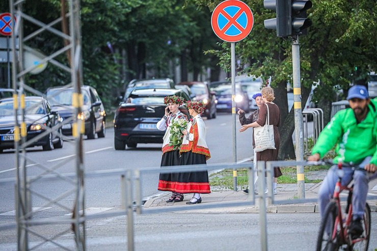 Fotogrāfs Mareks Galinovskis piedāvā īpašus fotomirkļus no Dziesmu un deju svētkiem. #CUPRA #Autobrava #VEFkvartals #UFOGolf #TrueStory #UlmeAdvert #G Fotogrāfs Mareks Galinovskis piedāvā īpašus fotomirkļus no Dziesmu un deju svētkiem. #CUPRA #Autobrava #VEFkvartals #UFOGolf #TrueStory #UlmeAdvert #G 338862