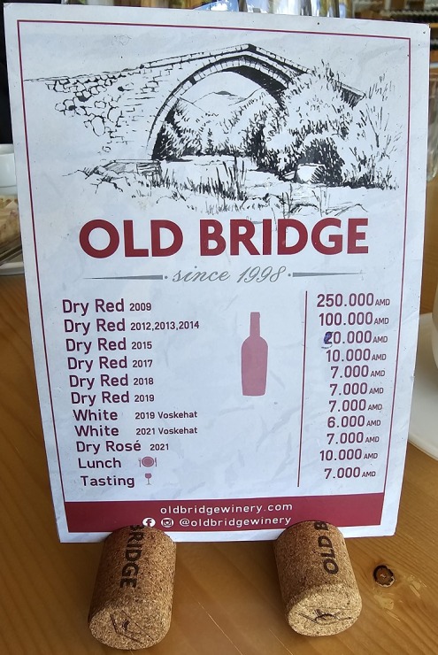 Travelnews.lv izbaudām labākās pusdienas Armēnijas ceļojumā - restorāns «Old Bridge Winery». Sadarbībā ar airBaltic Travelnews.lv izbaudām labākās pusdienas Armēnijas ceļojumā - restorāns «Old Bridge Winery». Sadarbībā ar airBaltic 341329