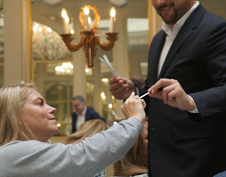 «Tez Tour Latvia» rīko TOP10 tūrisma aģentūrām parfimērijas meistarklasi viesnīcā «Grand Place Hotel Riga» 342323