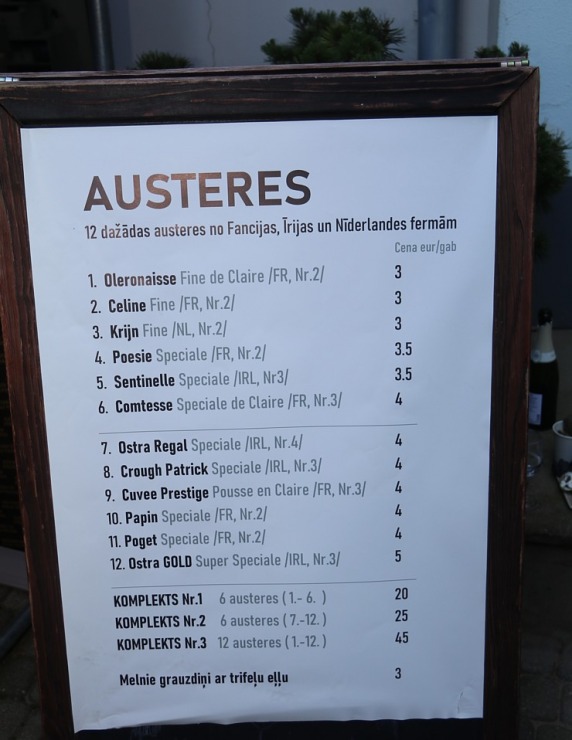 Rīgas restorāns «Buržujs» jau 12. reizi rīko grandiozu «Austeru festivāls», kur viesi apēd 12 000 austeres Rīgas restorāns «Buržujs» jau 12. reizi rīko grandiozu «Austeru festivāls», kur viesi apēd 12 000 austeres 343311