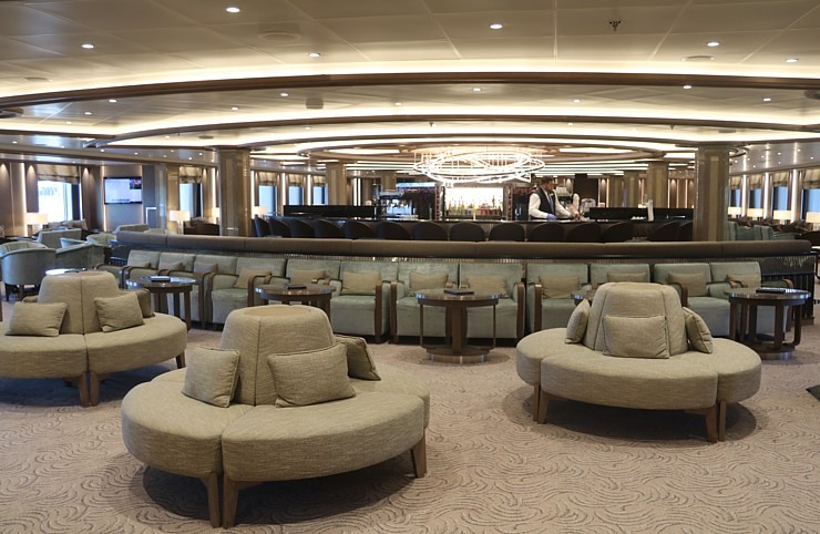 Rīgas ostā pirmo reizi ienāk kruīzu kompānijas «Silversea Cruises» luksus klases kuģis «Silver Dawn» Rīgas ostā pirmo reizi ienāk kruīzu kompānijas «Silversea Cruises» luksus klases kuģis «Silver Dawn» 343379