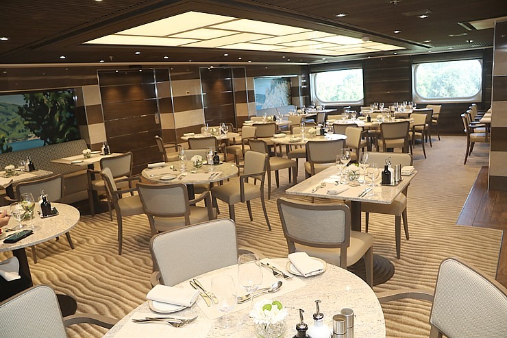 Rīgas ostā pirmo reizi ienāk kruīzu kompānijas «Silversea Cruises» luksus klases kuģis «Silver Dawn» Rīgas ostā pirmo reizi ienāk kruīzu kompānijas «Silversea Cruises» luksus klases kuģis «Silver Dawn» 343386