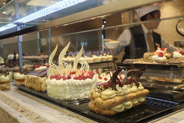 Rīgas ostā pirmo reizi ienāk kruīzu kompānijas «Silversea Cruises» luksus klases kuģis «Silver Dawn» Rīgas ostā pirmo reizi ienāk kruīzu kompānijas «Silversea Cruises» luksus klases kuģis «Silver Dawn» 343390