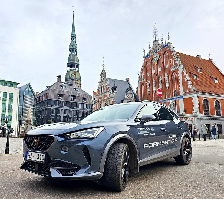 Travelnews.lv apceļo Latviju ar 310 zirgspēku jaudīgo «Cupra Formentor VZ». Sadarbībā ar Autobrava un Europcar Latvija Travelnews.lv apceļo Latviju ar 310 zirgspēku jaudīgo «Cupra Formentor VZ». Sadarbībā ar Autobrava un Europcar Latvija 346621