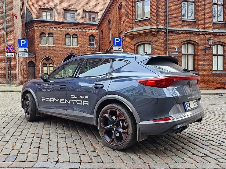 Travelnews.lv apceļo Latviju ar 310 zirgspēku jaudīgo «Cupra Formentor VZ». Sadarbībā ar Autobrava un Europcar Latvija Travelnews.lv apceļo Latviju ar 310 zirgspēku jaudīgo «Cupra Formentor VZ». Sadarbībā ar Autobrava un Europcar Latvija 346626