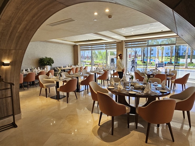 Travelnews.lv sadarbībā ar «ANEX Tour» izbauda jaunās Šarm eš Šeihas viesnīcas «Rixos Radamis» brokastis Travelnews.lv sadarbībā ar «ANEX Tour» izbauda jaunās Šarm eš Šeihas viesnīcas «Rixos Radamis» brokastis 347503