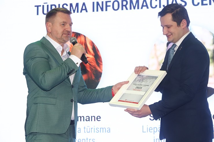 «GADA CILVĒKS TŪRISMĀ 2023» laureāti tiek apbalvoti tūrisma izstādē «Balttour 2024» 349730