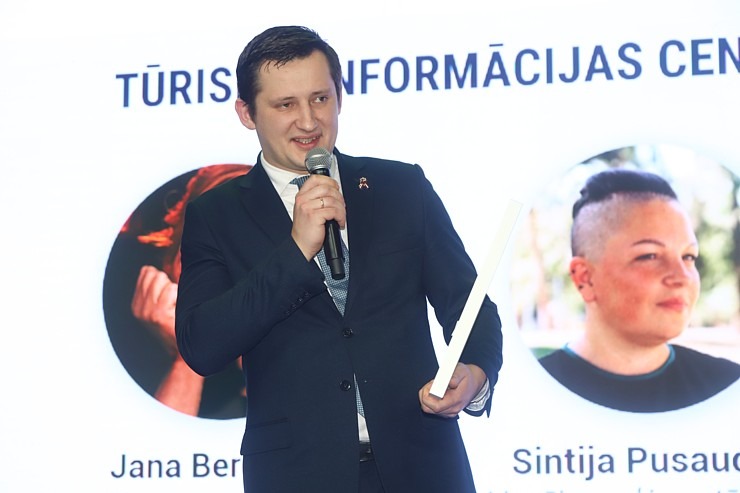 «GADA CILVĒKS TŪRISMĀ 2023» laureāti tiek apbalvoti tūrisma izstādē «Balttour 2024» 349731