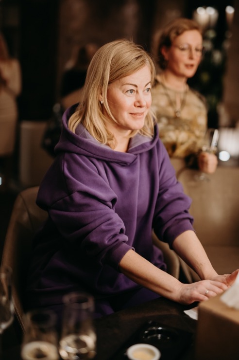 Vecrīgas «Grand Hotel Kempinski Riga» atklāj ekskluzīvo Dzintara terapijas SPA rituālu. Foto: Kempinski.com Vecrīgas «Grand Hotel Kempinski Riga» atklāj ekskluzīvo Dzintara terapijas SPA rituālu. Foto: Kempinski.com 349974