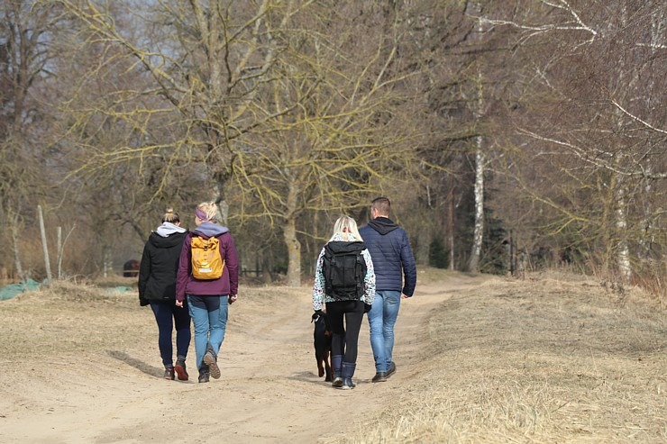 Ozolnieku apkaimē Travelnews.lv dodas 20 km pavasara pārgājienā 351169