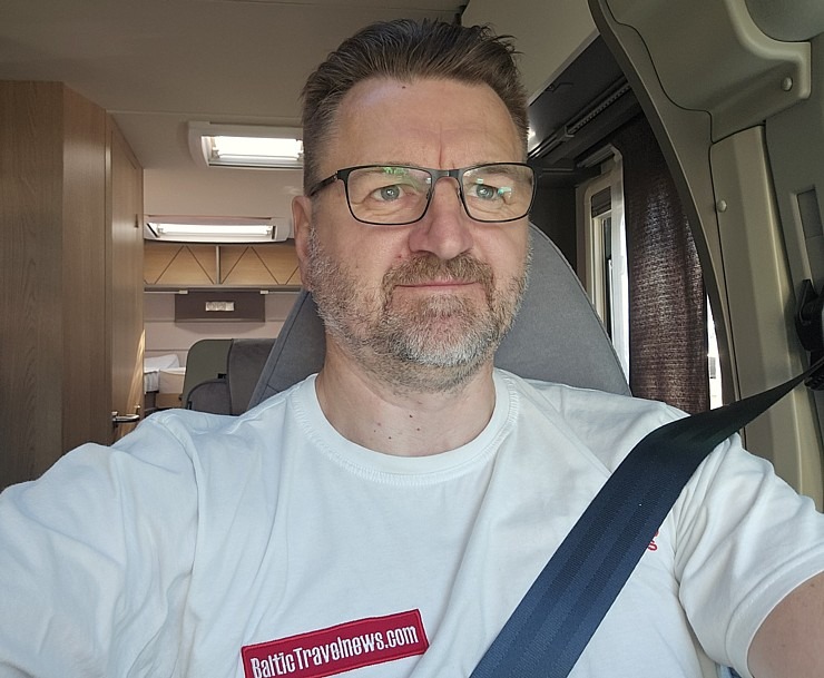 Auto noma «AVIS Latvia» šogad piedāvā kemperu nomu un Travelnews.lv to izmanto ceļojumā uz Latgali Auto noma «AVIS Latvia» šogad piedāvā kemperu nomu un Travelnews.lv to izmanto ceļojumā uz Latgali 355449