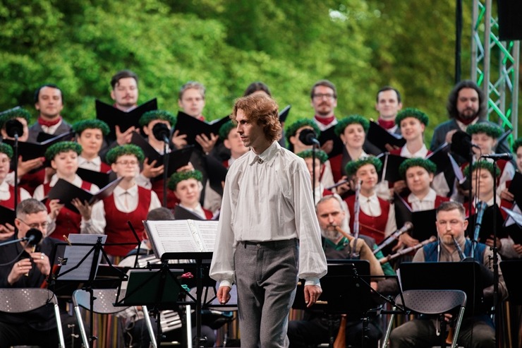 Daži fotomirkļi no Raimonda Tigula tradicionālā brīvdabas koncerta «Tiguļkalns» Talsos. Foto: Bruno Kabucis Daži fotomirkļi no Raimonda Tigula tradicionālā brīvdabas koncerta «Tiguļkalns» Talsos. Foto: Bruno Kabucis 355512