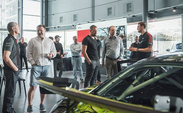 «Porsche Latvia Racing Team» piesaka zīmola entuziastiem «Porsche 718 Cayman GT4 RS Clubsport». Foto: Porsche.lv «Porsche Latvia Racing Team» piesaka zīmola entuziastiem «Porsche 718 Cayman GT4 RS Clubsport». Foto: Porsche.lv 355572