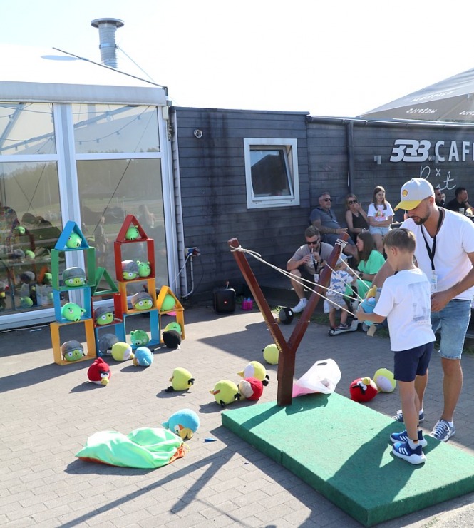Festivāls «CUPRA Summit 2024» pulcē «Sporta Komplekss 333» zīmola fanus, ģimenes un atbalstītājus Festivāls «CUPRA Summit 2024» pulcē «Sporta Komplekss 333» zīmola fanus, ģimenes un atbalstītājus 359354