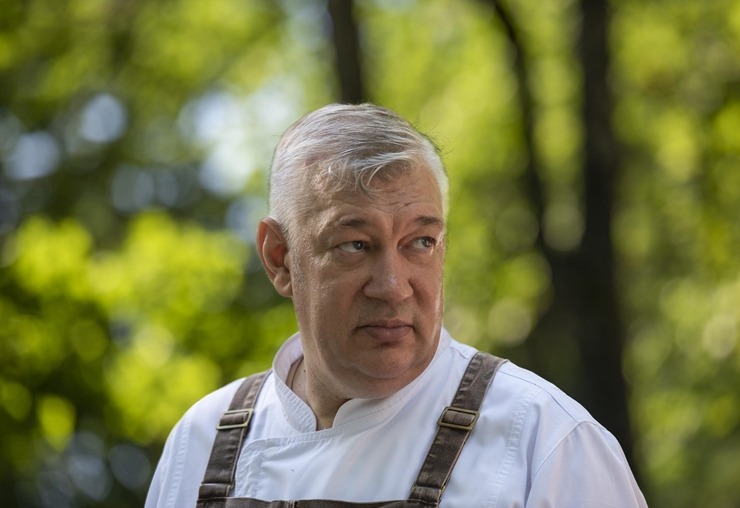 Zaubes savvaļas kulinārais festivāls pulcē dabas garšu un tautas pavārmākslas cienītājus. Foto: Andris Eglītis Zaubes savvaļas kulinārais festivāls pulcē dabas garšu un tautas pavārmākslas cienītājus. Foto: Andris Eglītis 359731