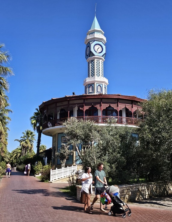 Turcijas viesnīcas «Ali Bey Club Park Manavgat» viesi starp ierastām ēdienreizēs var mieloties ar citiem gardumiem Turcijas viesnīcas «Ali Bey Club Park Manavgat» viesi starp ierastām ēdienreizēs var mieloties ar citiem gardumiem 363030