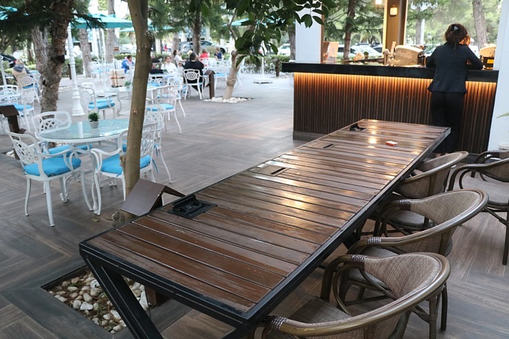 Turcijas viesnīcas «Ali Bey Club Park Manavgat» viesi starp ierastām ēdienreizēs var mieloties ar citiem gardumiem Turcijas viesnīcas «Ali Bey Club Park Manavgat» viesi starp ierastām ēdienreizēs var mieloties ar citiem gardumiem 363035
