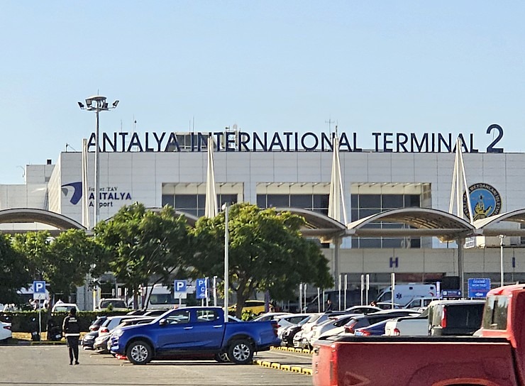 Sadarbībā ar tūroperatoru «Coral Travel Latvija» un viesnīcu «Ali Bey Club Park Manavgat» izbaudām Turciju Sadarbībā ar tūroperatoru «Coral Travel Latvija» un viesnīcu «Ali Bey Club Park Manavgat» izbaudām Turciju 363381