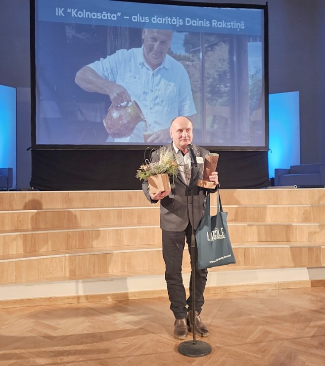 Latgales Tūrisma gada balvas 2024 laureāti tiek apbalvoti un sumināti Daugavpilī - Labākais tūrisma objekts (privātajā sektorā) – IK “Kolnasāta” – alu 365386