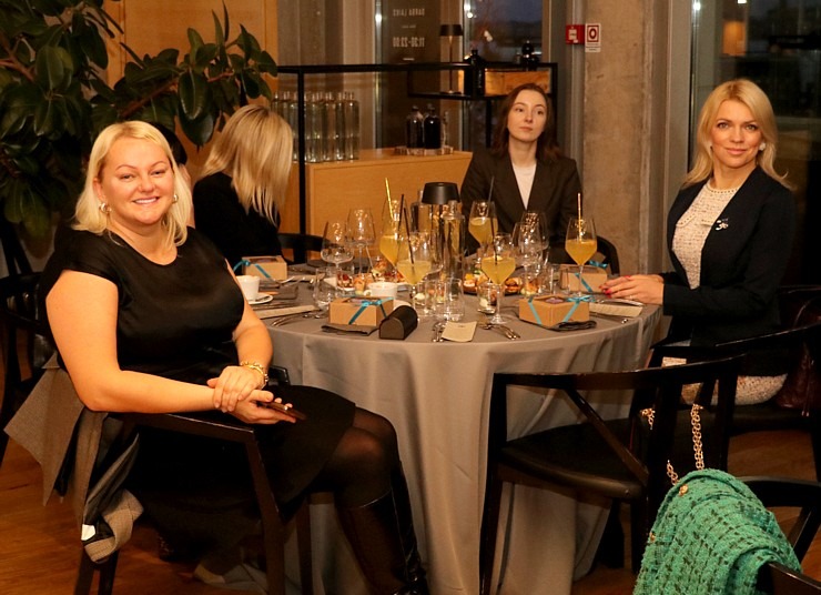 «Coral Travel Latvia» kopā ar Turcijas «Calista Luxury Resort» pulcē ceļojumu konsultantus uz bagātīgām vakariņām «Coral Travel Latvia» kopā ar Turcijas «Calista Luxury Resort» pulcē ceļojumu konsultantus uz bagātīgām vakariņām 367030
