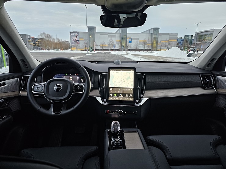 Apceļojam Latviju ar 455 zirgspēku jaudīgo Volvo XC90 Plug-in sadarbībā ar «Volvo Mūsa Motors Rīga» Apceļojam Latviju ar 455 zirgspēku jaudīgo Volvo XC90 Plug-in sadarbībā ar «Volvo Mūsa Motors Rīga» 368136