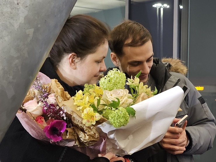 «Straume» ar «Oskaru» pārraksta Latvijas kino vēsturi un atgriežas ar «airBaltic» lidmašīnu dzimtenē «Straume» ar «Oskaru» pārraksta Latvijas kino vēsturi un atgriežas ar «airBaltic» lidmašīnu dzimtenē 368549