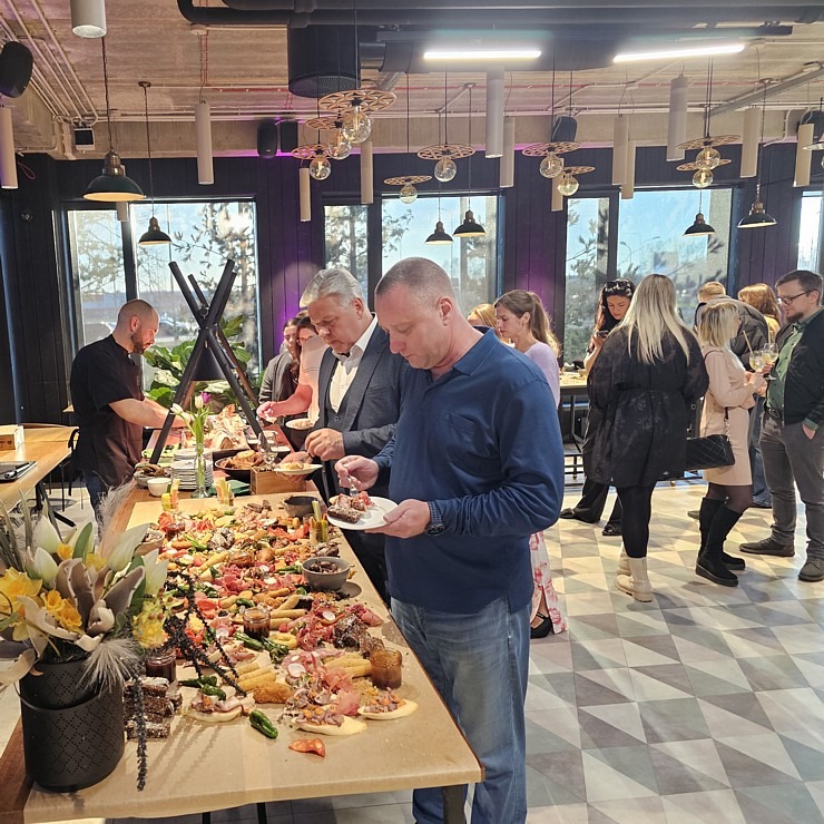 Mārupes restorāns «Hercogs Garden» atklāj pavasara garšu festivālu un aicina rīkot svinības 369694