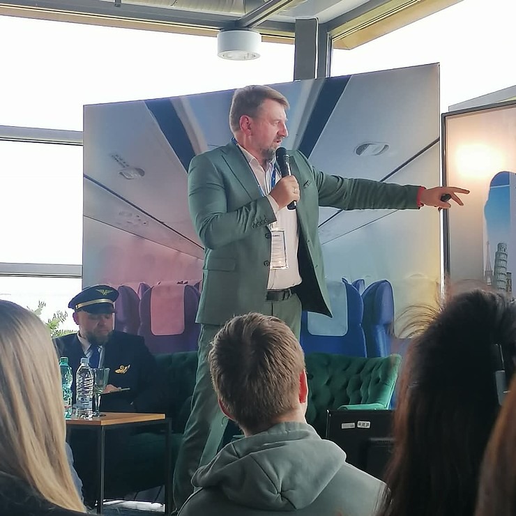 Tūrisma profesionāļi pulcējas uz «Ventspils tūrisma sa-lidojums 2025». Foto: Gundars Seilis 370690